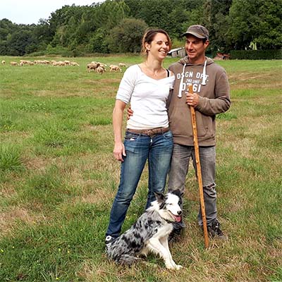 Agnès Le Douairon et Aurélien Girard éleveurs de brebis, d'agneaux et fromagers BIO à Saint-Ouen-les-Vignes en Touraine